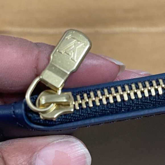 Louis Vuitton Pouch Brand New - Picture 4 of 5